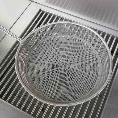 Poêle perforée en acier inoxydable pour cuisson a la braise