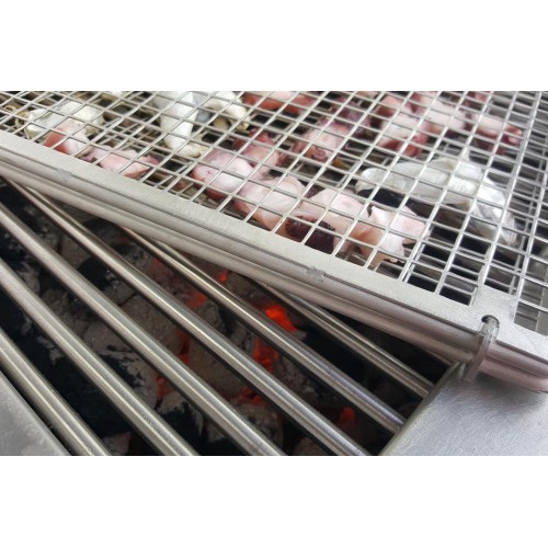 Open rack for charcaol grilling